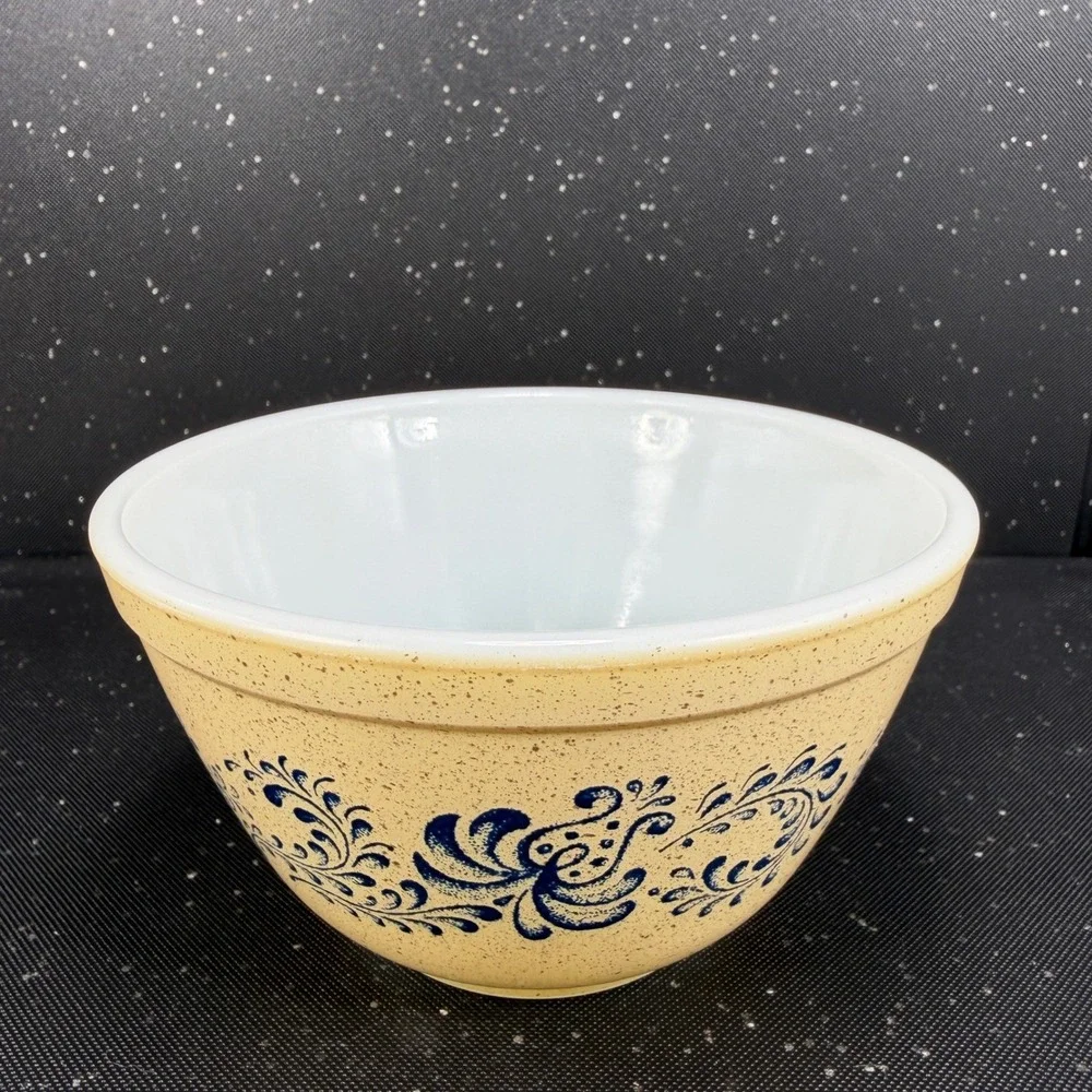 Pyrex Homestead Mixing Bowl 401 750ml Tan Speckled Blue Floral Vintage 6 Inch